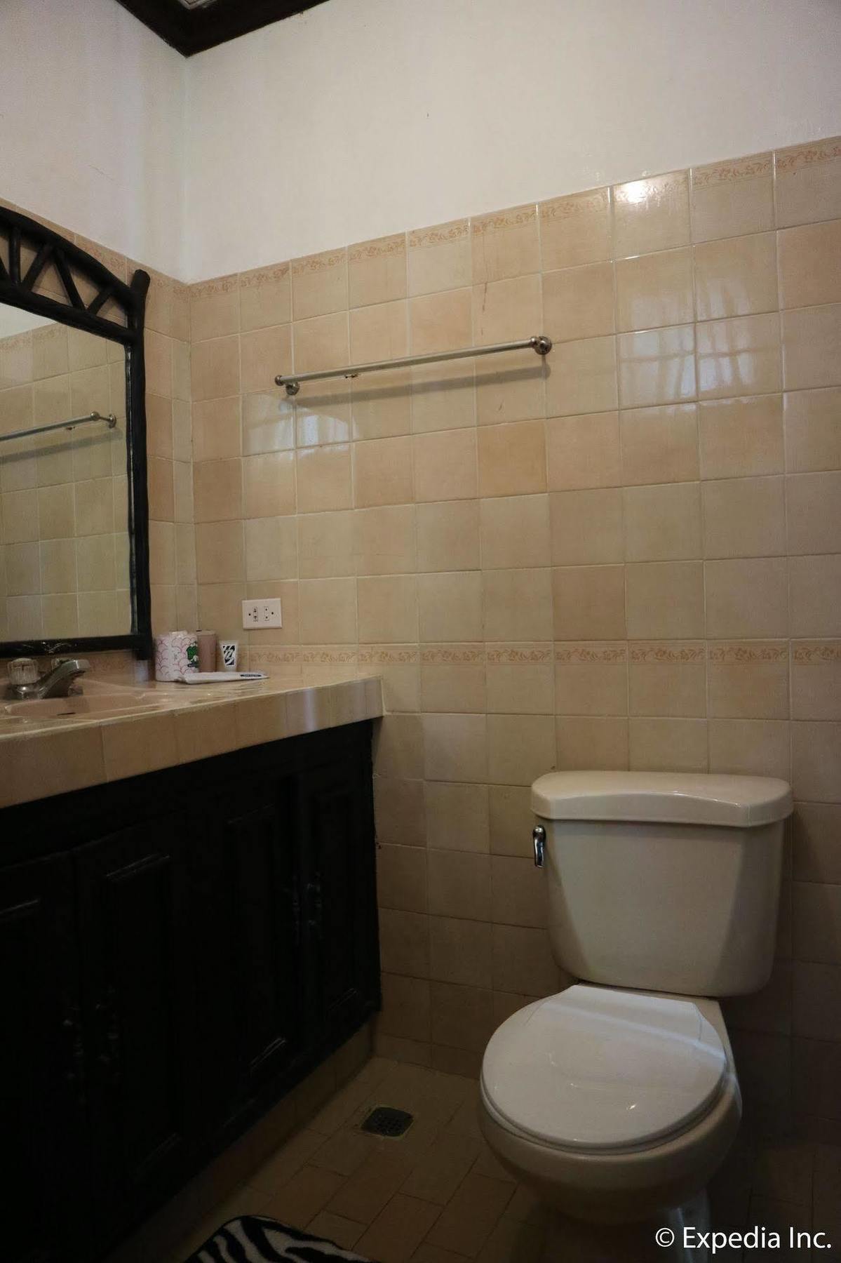 residencia Inn Tagaytay City Exterior foto